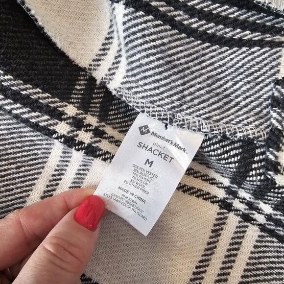 Member's Mark Women's Relaxed Fit Button Front Plaid Shacket Black And White M - Picture 8 of 9